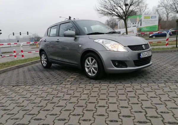 suzuki swift gniezno Suzuki Swift cena 19990 przebieg: 176000, rok produkcji 2012 z Gniezno